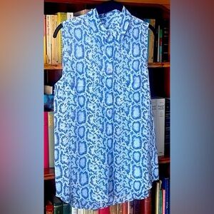 Equipment Femme Collared Button Down Sleeveless Shirttail Hem Shirt NWT SM